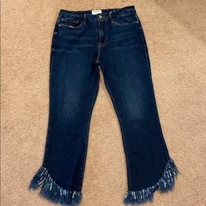 FLARE BOTTOM FRINGE JEANS